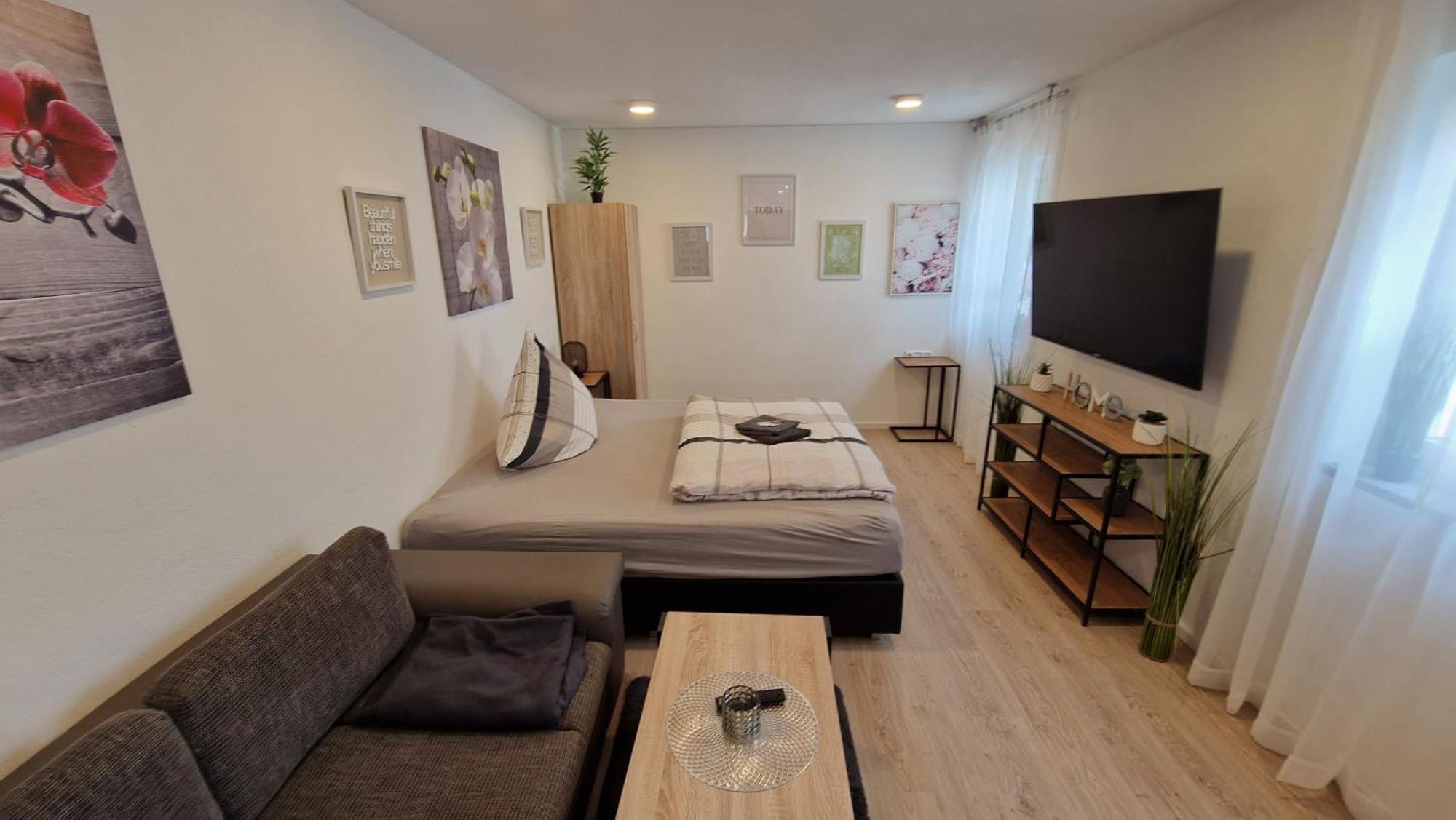 Appartment-Ferienwohnung Mit Kueche, Bad, Kostenlos Wlan, Modern Eingerichtet Roding Quarto foto